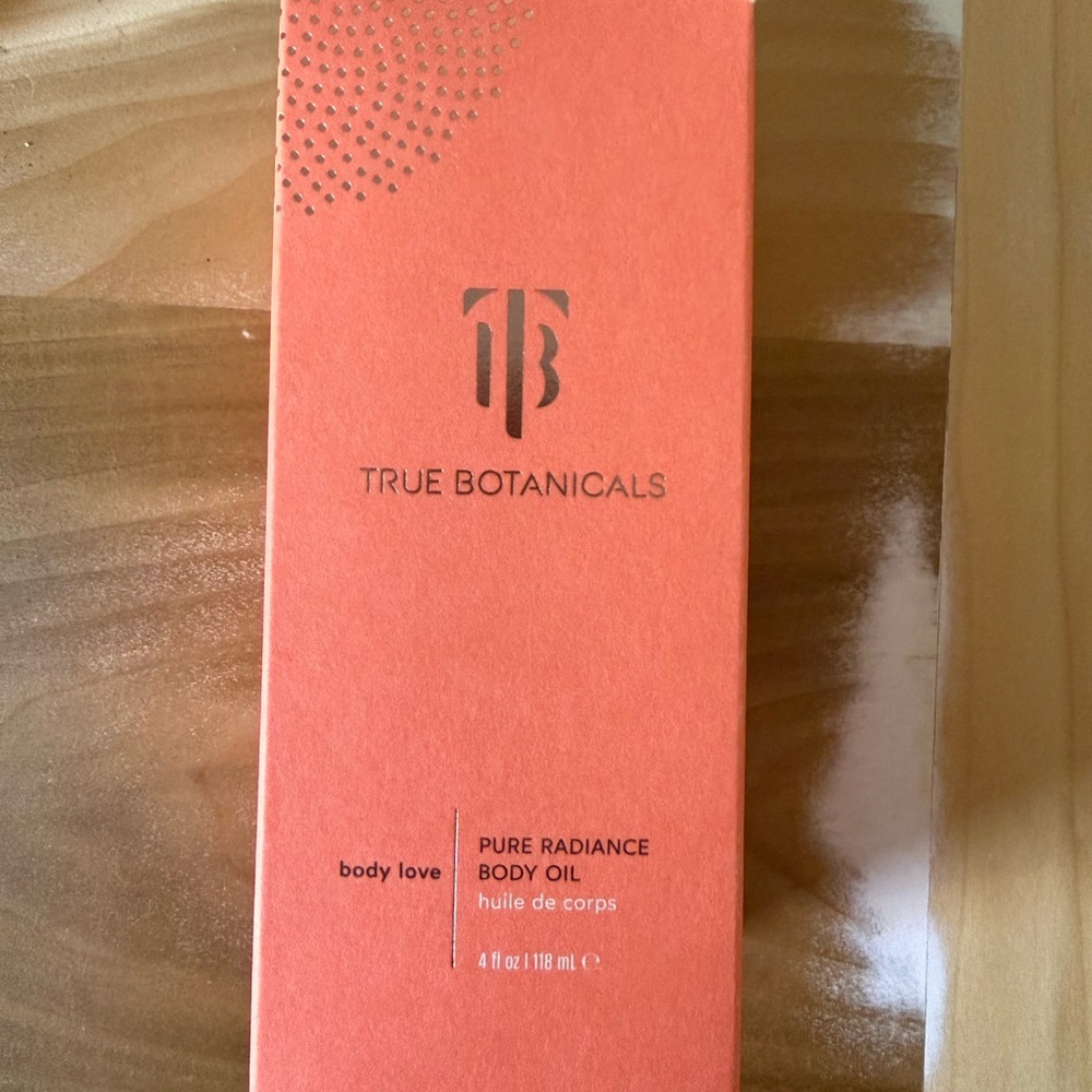 True Botanicals | Pure Radiance Body Oil